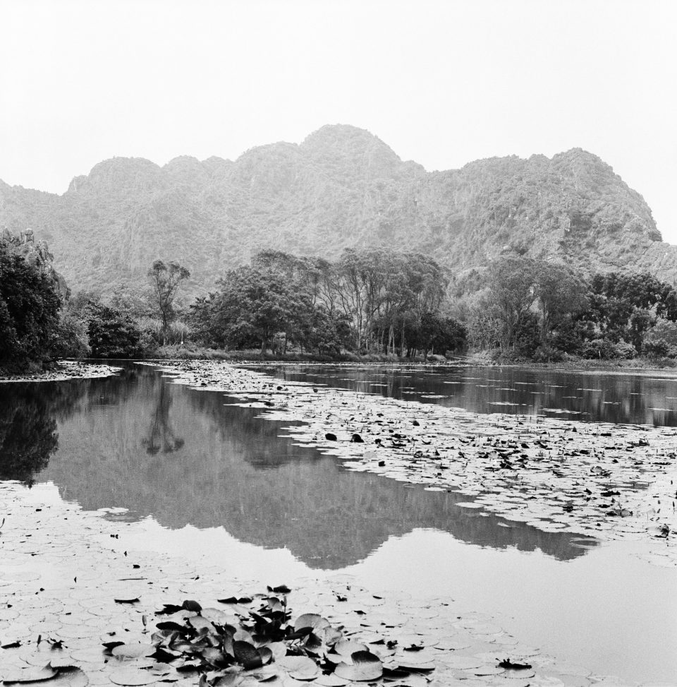 Kim Sơn Linh Ứng tự